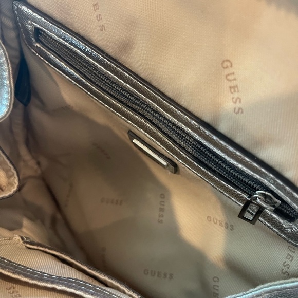 GUESS ZANA Sliver Backpack - Picture 9 of 9